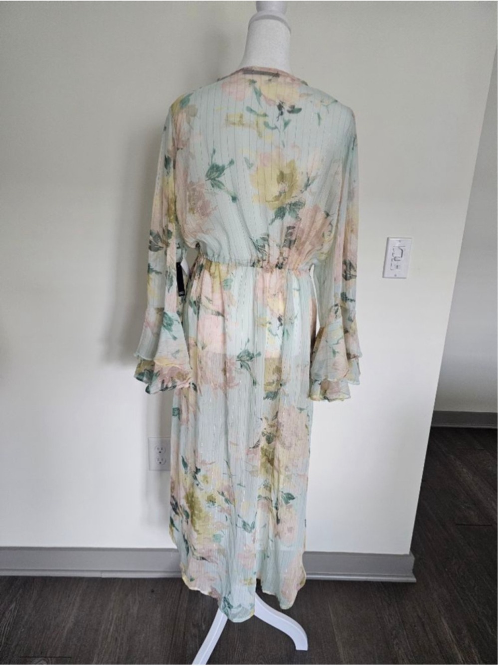 Cure Floral Chiffon Kimono Size 1XL - Picture 2 of 8